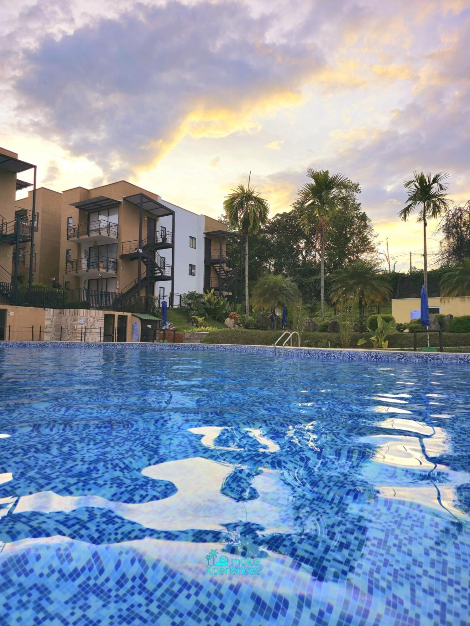 Apartamento Privado Vacacional A 5M Del Aeropuerto, 20 Minutos Del Parque Del Cafe Y Centro De Armenia Con 4 Piscinas, 3 Jacuzzi, Sauna By Molca Xperiences 2H Dış mekan fotoğraf