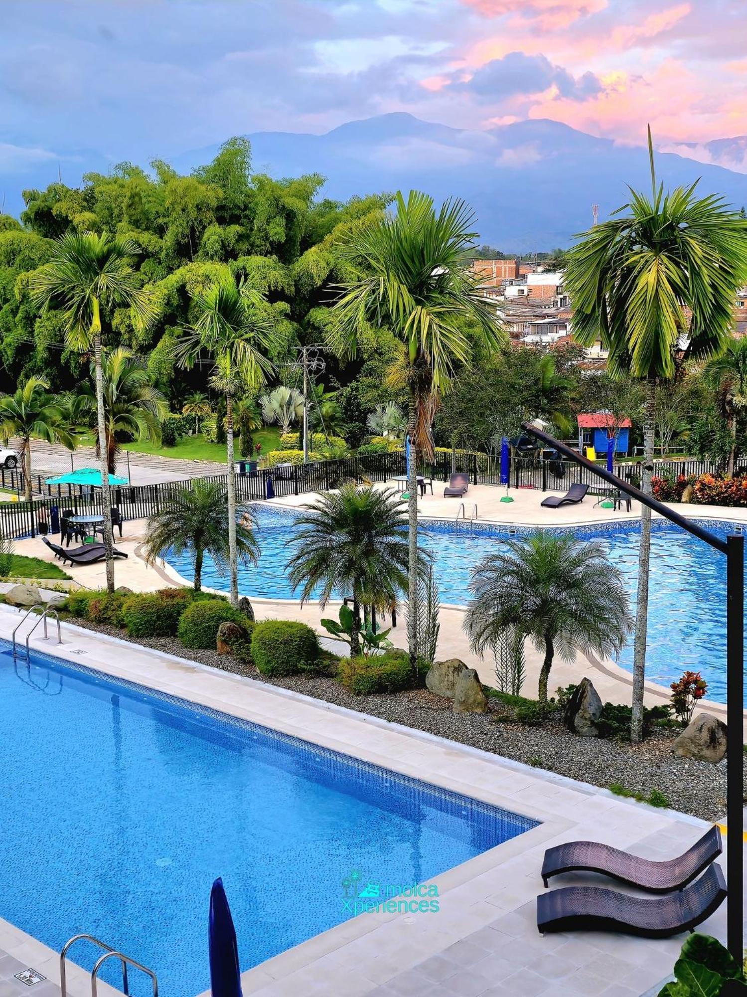 Apartamento Privado Vacacional A 5M Del Aeropuerto, 20 Minutos Del Parque Del Cafe Y Centro De Armenia Con 4 Piscinas, 3 Jacuzzi, Sauna By Molca Xperiences 2H Dış mekan fotoğraf