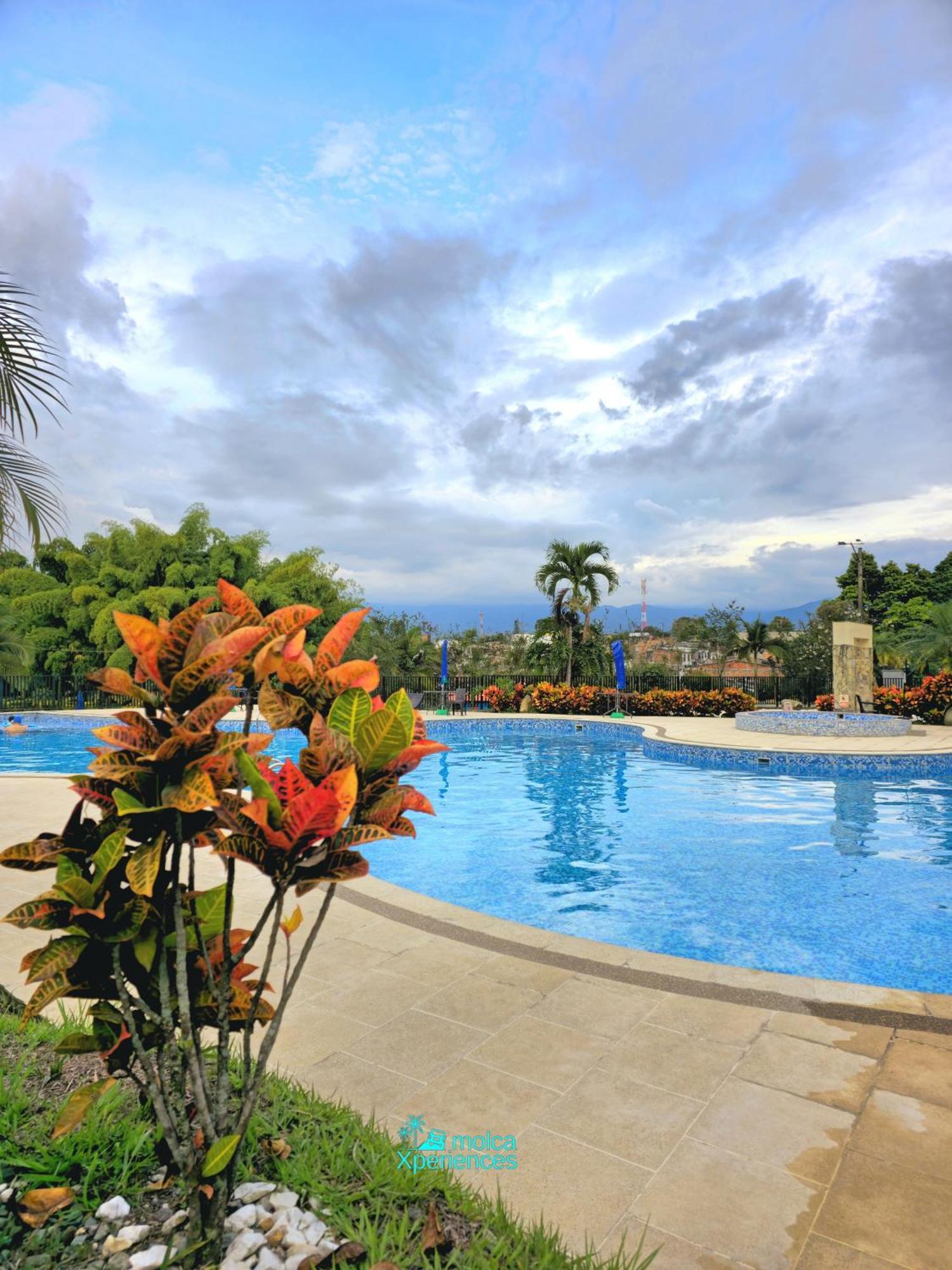 Apartamento Privado Vacacional A 5M Del Aeropuerto, 20 Minutos Del Parque Del Cafe Y Centro De Armenia Con 4 Piscinas, 3 Jacuzzi, Sauna By Molca Xperiences 2H Dış mekan fotoğraf
